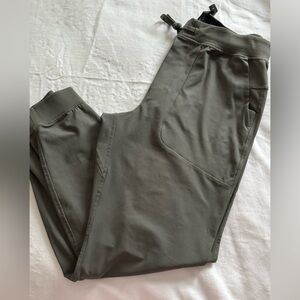 Lululemon New Condition joggers